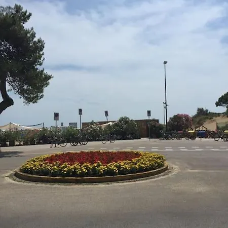 Bianco Nero Fronte Mare Apartman *