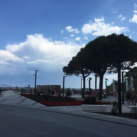 Bianco Nero Fronte Mare * Lignano Sabbiadoro