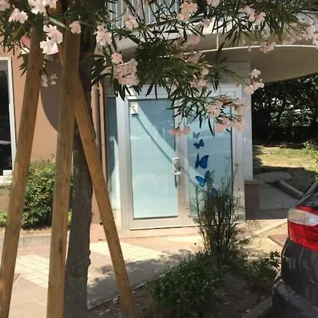 Bianco Nero Fronte Mare Lignano Sabbiadoro